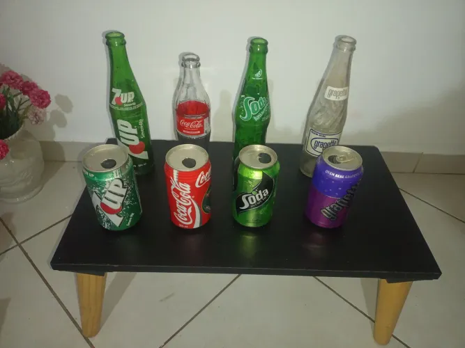 Garrafas e Latas antigas