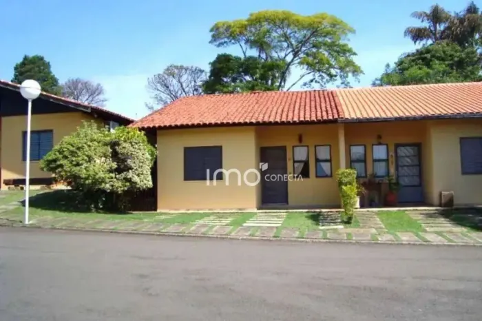CASA PARA VENDA NO CONDOMÍNIO BLUMEN HOFF - VALINHOS/SP - EM FRENTE AO COLÉGIO PORTO SEGUR