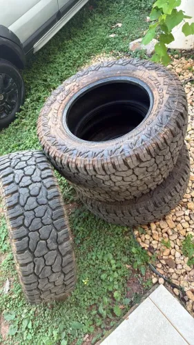 Jogo pneus Falken 275/65 aro 18