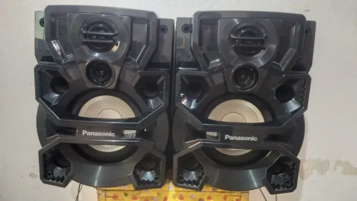 CAIXAS DE SOM DA PANASONIC