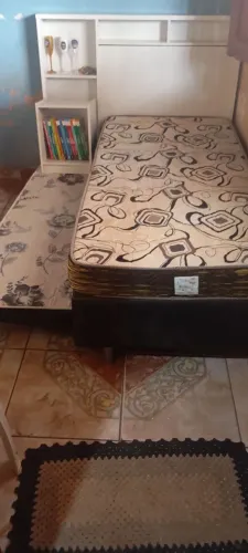 Vendo essa Bi cama completa