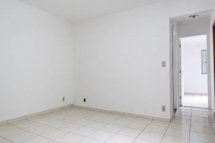 Apartamento com 2 dormitórios para alugar, 112 m² por R$ 2.260,00/mês - Vila Galvão - Guar