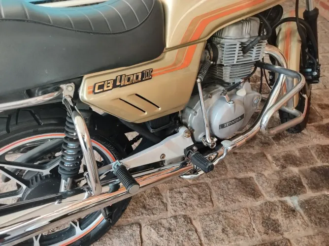 CB 400 II 1983