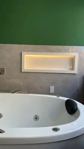 Nicho de banheiro em porcelanato