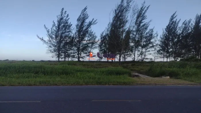 Terreno à venda em Ilha Comprida-SP, bairro Canadá, com 300m² de área. Aproveite esta opor