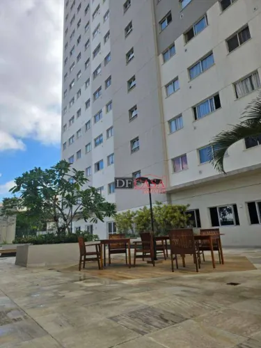 Apartamento com 2 dormitórios para alugar, 37 m² por R$ 2.393,51/mês - Penha de França - S