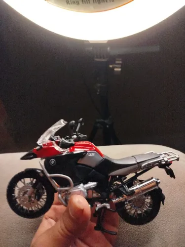 Miniatura moto BMW 1200 GS classe 1/12