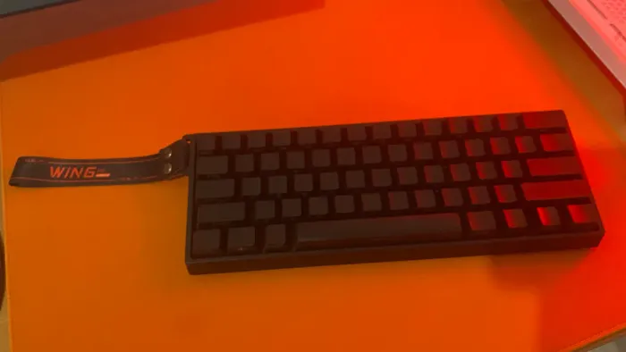 Vendo Teclado magnético Aula win 60he