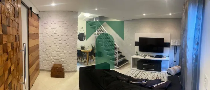 Sobrado à venda com 123m² 3 quartos e 4 vagas (Camilópolis)