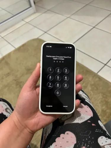Vendo Ipnhone 14 semi novo com 128gb e 85% bateria impecável
