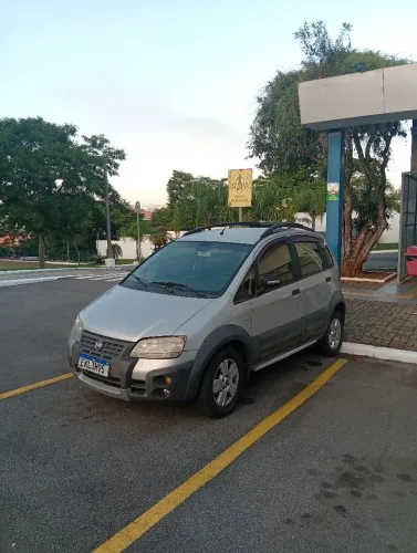 Fiat Idea Adv./ Adv.lock.dualogic 1.8 Flex 5P 2010