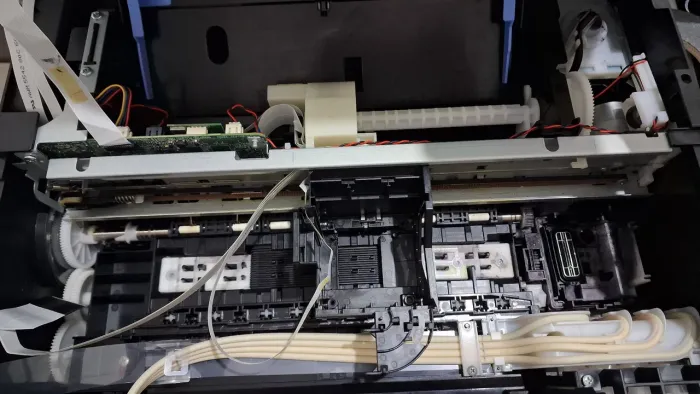Impressora EPSON L3150 (CABEÇOTE DE IMPRESSÃO DANIFICADO)
