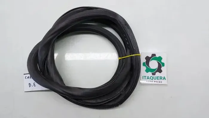 Borracha Carroceria Dianteira Esquerda Gm Cobalt Ano 2019