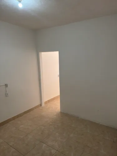 Alugo casa Guaratiba