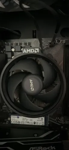 processador 5600g (já com o cooler box original)