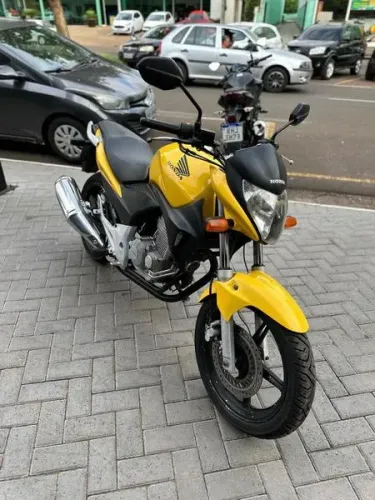 HONDA CB 300 R 2012