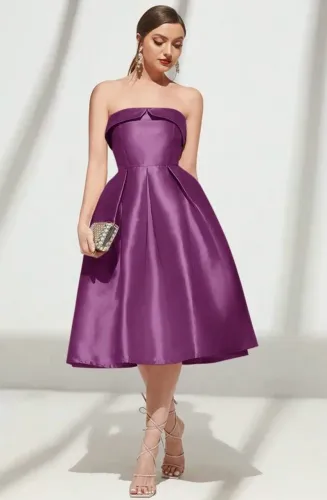 Vestido roxo de festa armado, tomara que caia