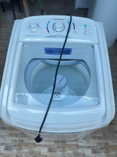 Máquina de lava só lava para um lado