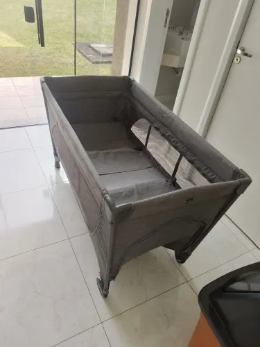 Berço movel (falta alguma peças )