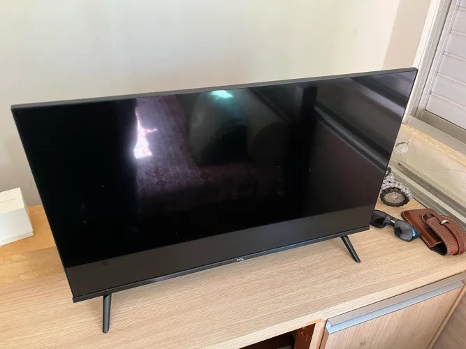 Smart TV TCL 32" LED - Com Controle (Perfeito Estado)