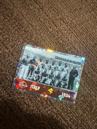 Figurinha FWC 9