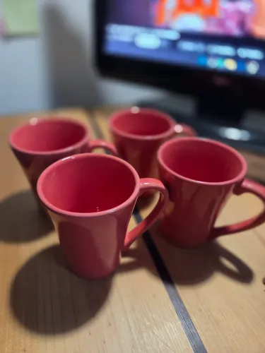 Canecas de cerâmica