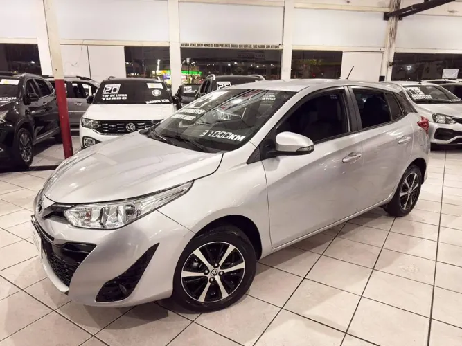 Toyota Yaris XS Connect 1.5 Flex 16V 5P AUT 2021