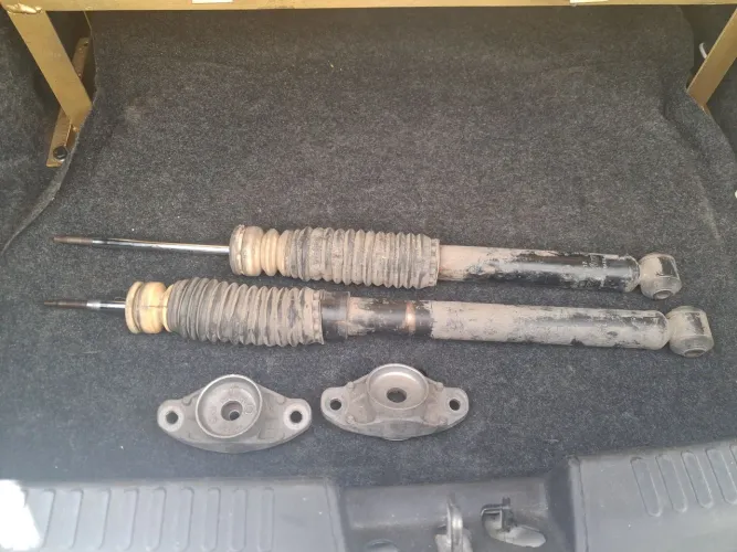 Par de amortecedor para Fiat punto/Linea/ Idea
