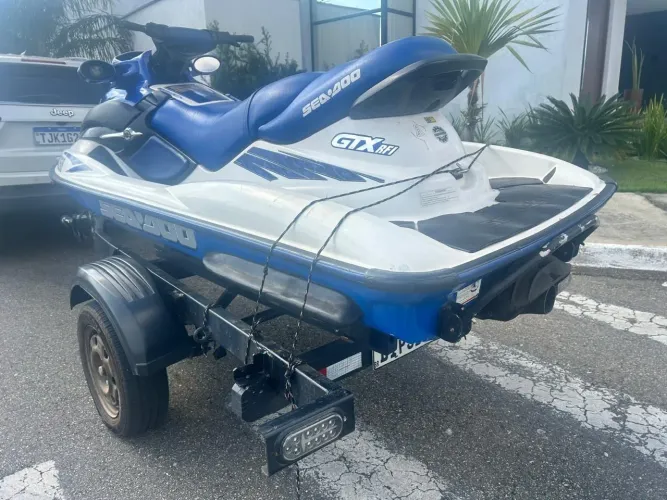Jet ski 2002