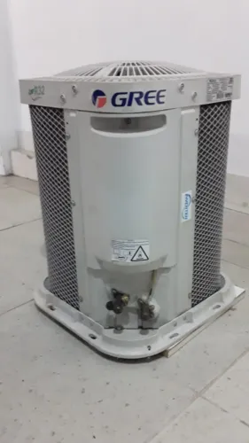 Ar Cond. GREE 9000Btus Inverter Frio 220v