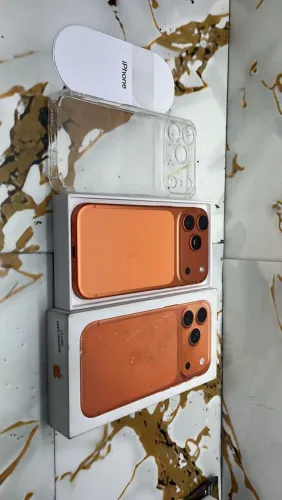 iPhone 17 Pro 98% de Bateria, Caixa Original e Garantia Apple até 17/11
