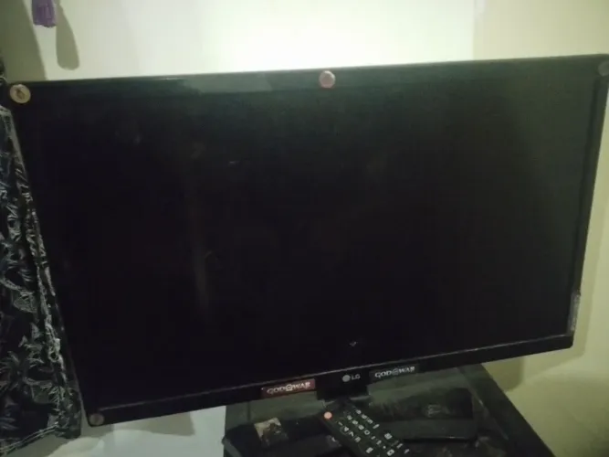 Televisão LG 26 polegadas + controle