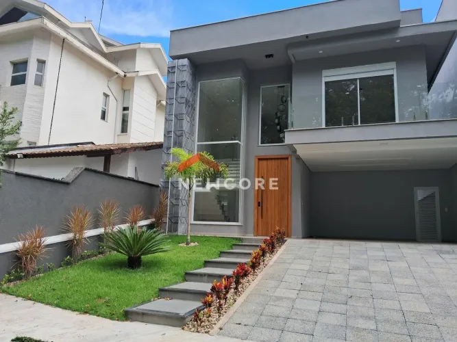 Casa em Avenida Prefeito Francisco Ribeiro Nogueira - Mogi Moderno - Mogi das Cruzes/SP