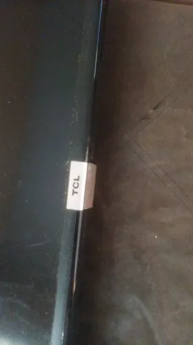 Tv TCL  problema na tela displays 