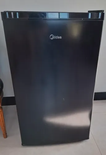 Frigobar midea 124 litros - Botafogo