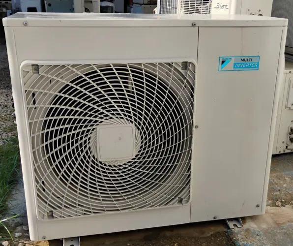 UNIDADE CONDENSADORA DAIKIN MULTI INVERTER 28000BTU 220V MOD 4MXS80KVM GAS R410A