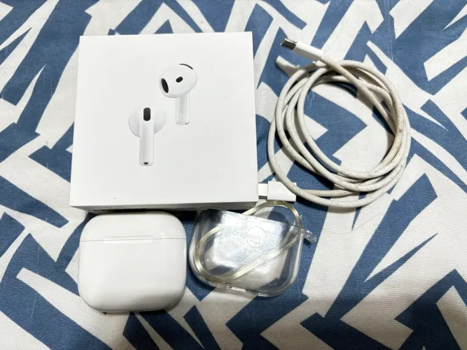 Airpods 4