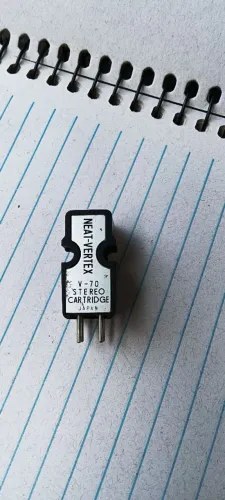 Cápsula de toca disco neat Vertex V-70 stereo.