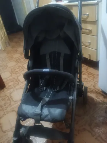 Carrinho de bebê dobravel