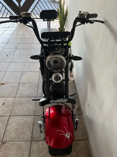 Scooter elétrica NA GARANTIA 