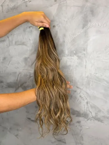 Mega hair morena iluminada