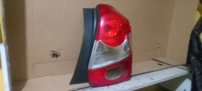 Lanterna traseira ETIOS Hatch 