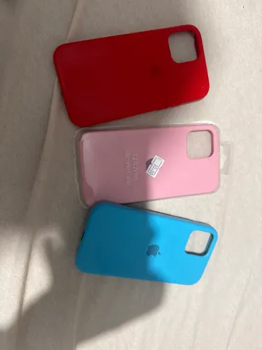 Vendo capinhas iPhone 12 Pro as 3 por 10