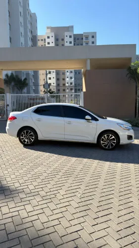 Citroen C4 Lounge Tendance 1.6 Turbo 4P AUT 2015