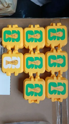 Caixa de figurinhas copa do mundo FIFA 2026 cabem até  230 figurinhas 