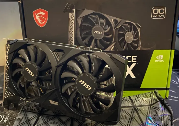 RTX 3050 MSI Ventus 2X OC Edition 6GB - Pouco Uso