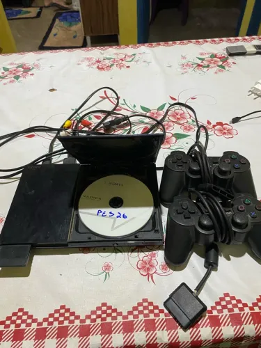 Vende-se play 2 tudo ok
