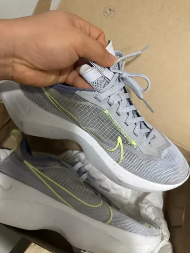 Nike Vista Lite, TENIS NIKE  /  Ghost Volt").    