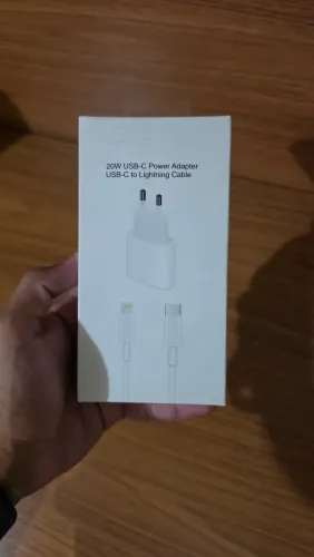 Carregador Iphone 20W USB-C + Cabo Lightning