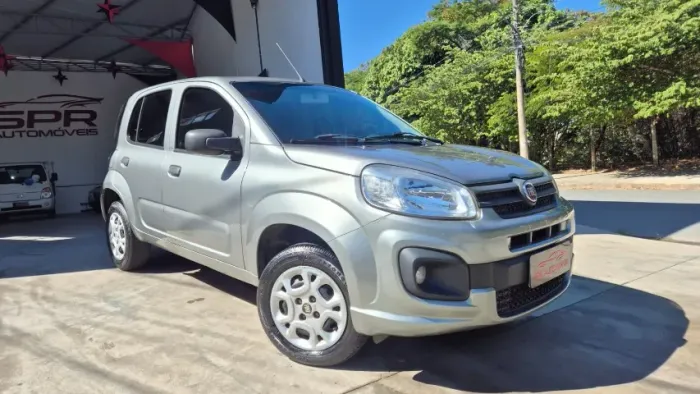 Fiat Uno Attractive 1.0 Flex 6V 5P 2017